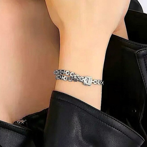 Silver Belt Buckle Bracelet Matching Ring Set, Minimalist, Zircon, Chain Link - Picture 5 of 12